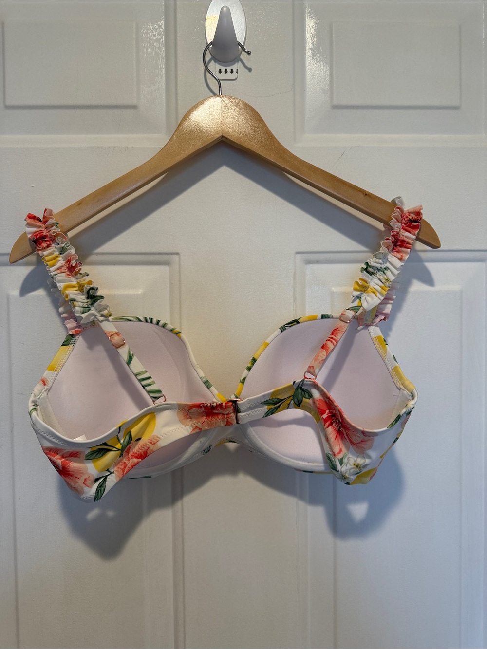 Shade & Shore Ruffled Bikini Top - Picture 2 of 6